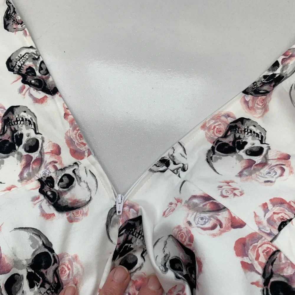 Torrid Skull Rose Print Midi Dress  Sz  26 Fit Flare White Pink Gothic Stretxch